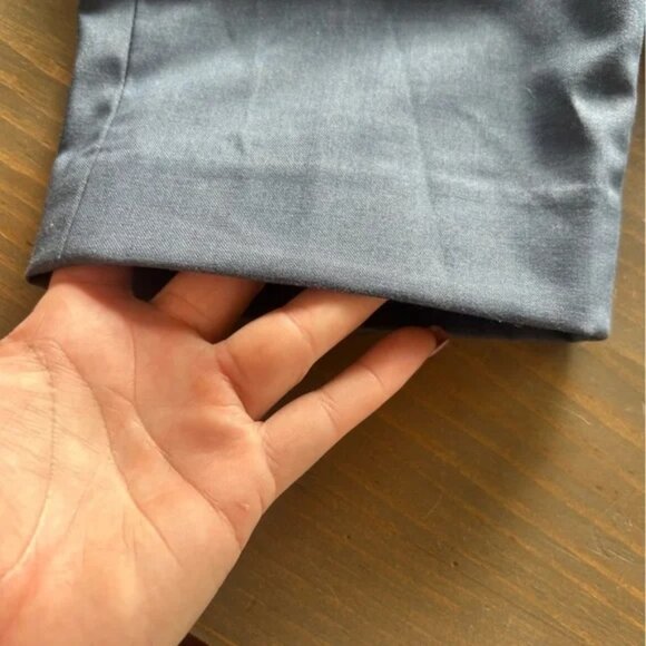 H&M navy men’s dress pants, slim fit, straight leg, size US 34R - Picture 4 of 7